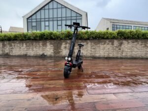 Electric scooter Removable battery